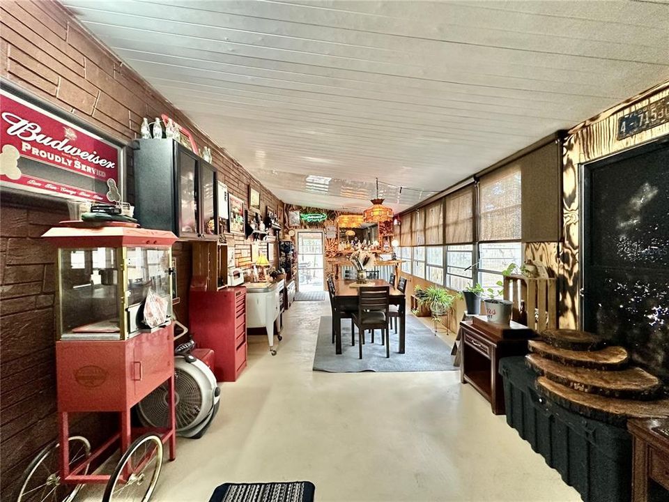En Venta: $250,000 (3 camas, 2 baños, 1704 Pies cuadrados)