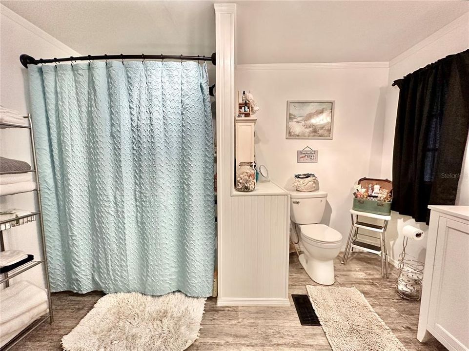 En Venta: $250,000 (3 camas, 2 baños, 1704 Pies cuadrados)