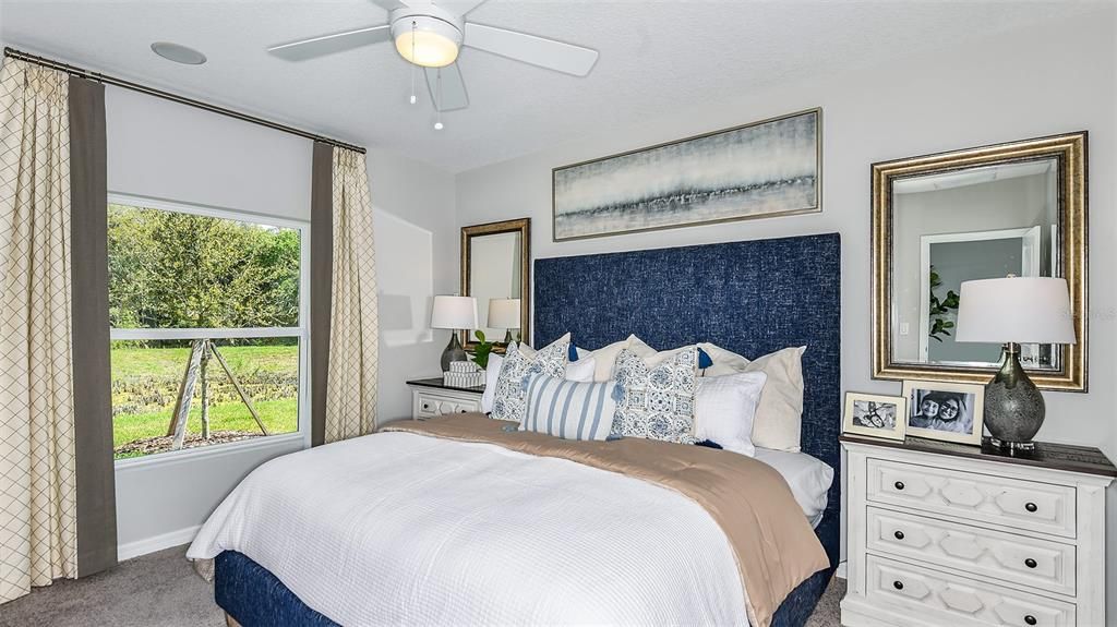 Activo con contrato: $305,999 (3 camas, 2 baños, 1455 Pies cuadrados)