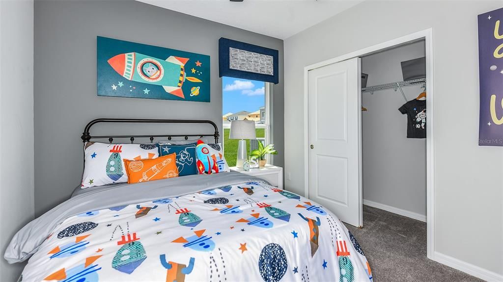 Activo con contrato: $305,999 (3 camas, 2 baños, 1455 Pies cuadrados)