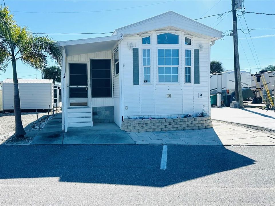 Activo con contrato: $169,000 (1 camas, 1 baños, 480 Pies cuadrados)