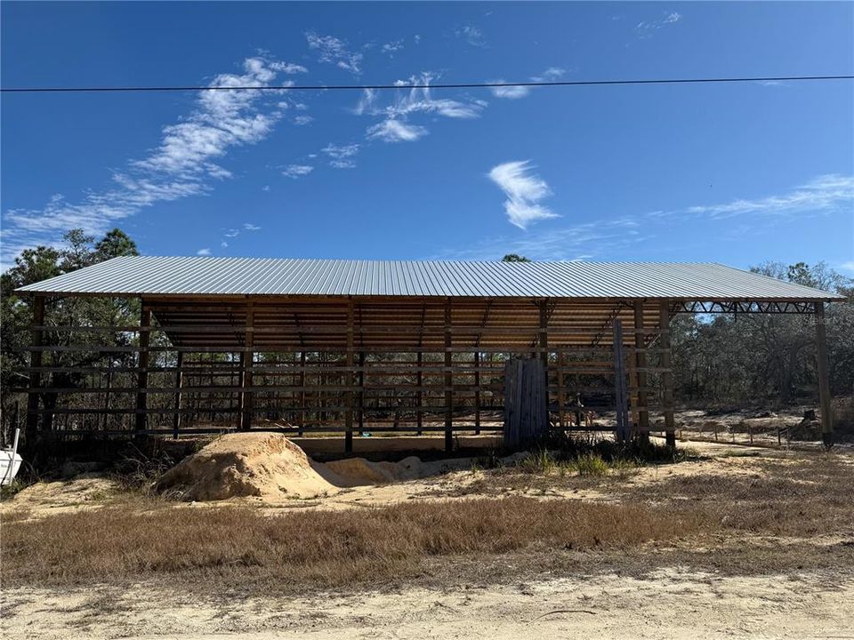 На продажу: $135,000 (0.46 acres)