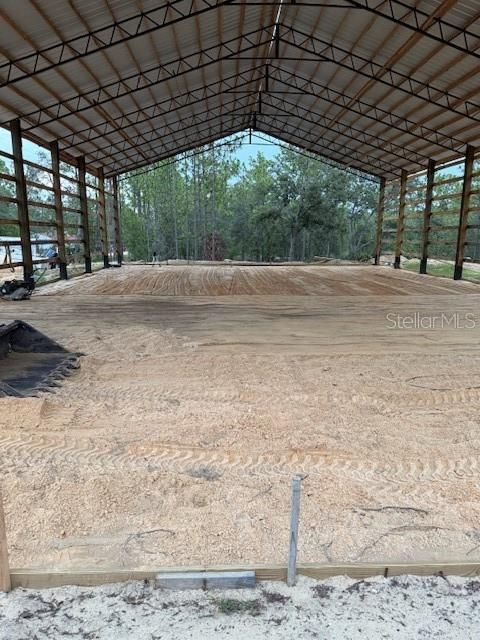 На продажу: $135,000 (0.46 acres)