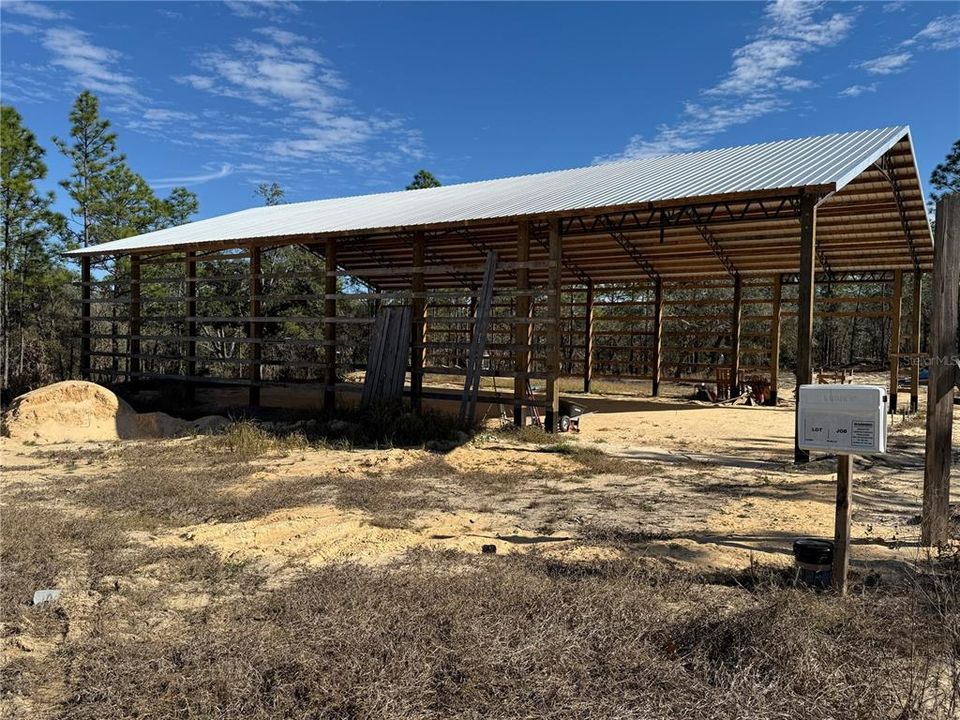 На продажу: $135,000 (0.46 acres)