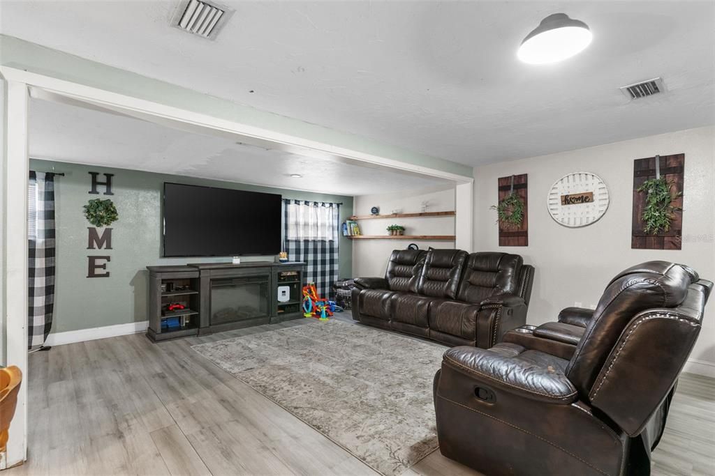 En Venta: $289,999 (2 camas, 1 baños, 1152 Pies cuadrados)