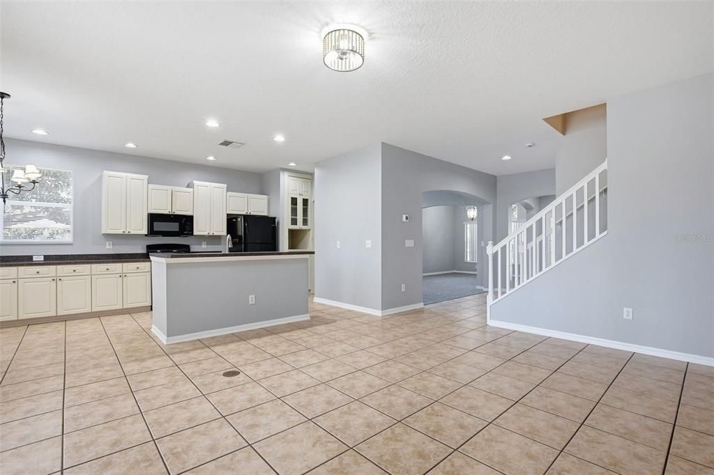 Active With Contract: $439,900 (4 beds, 2 baths, 2727 Square Feet)
