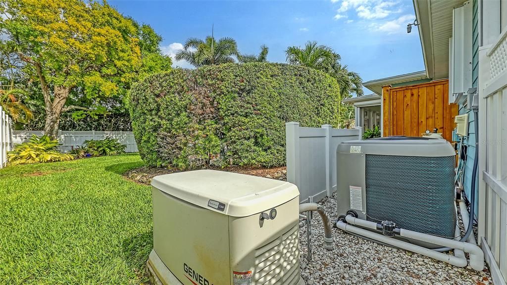 En Venta: $1,220,000 (4 camas, 3 baños, 2444 Pies cuadrados)