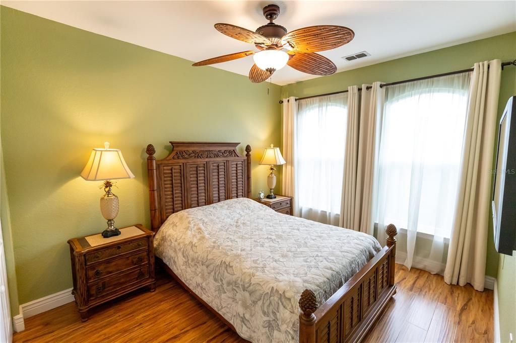 В аренду: $3,500 (4 спален, 2 ванн, 1870 Квадратных фут)