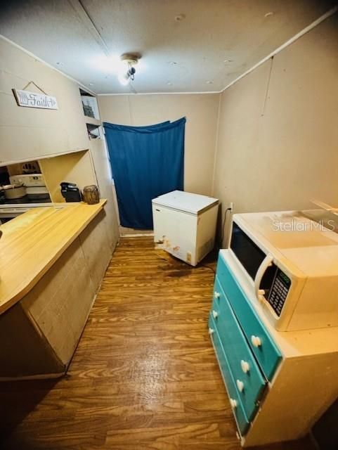 待售: $132,900 (3 贝兹, 1 浴室, 720 平方英尺)