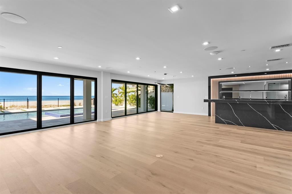 For Sale: $8,950,000 (6 beds, 6 baths, 8042 Square Feet)
