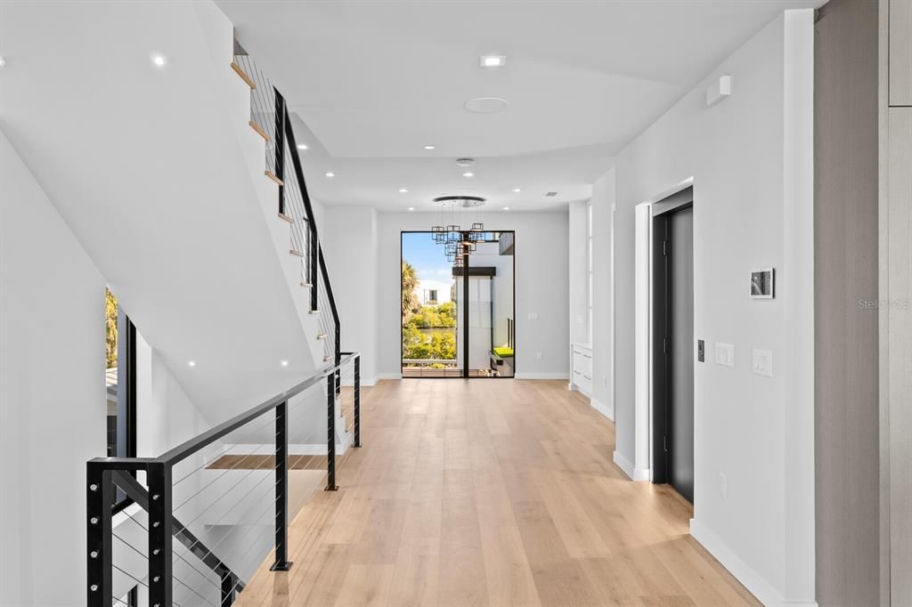 For Sale: $8,950,000 (6 beds, 6 baths, 8042 Square Feet)