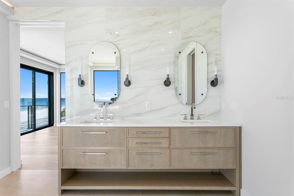 For Sale: $8,950,000 (6 beds, 6 baths, 8042 Square Feet)