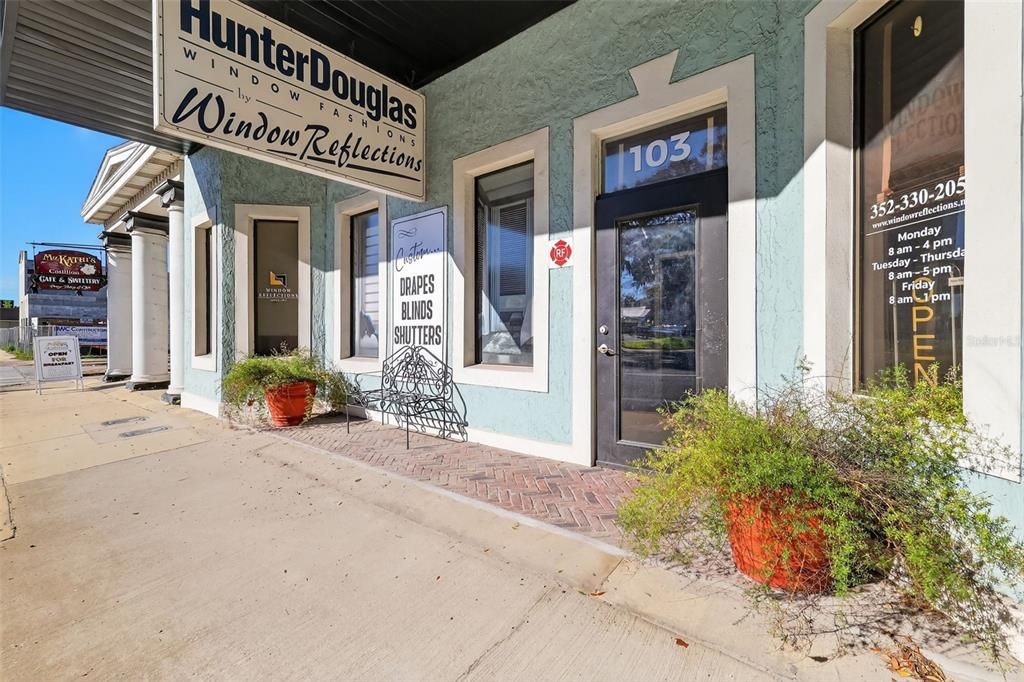Recently Sold: $600,000 (0 beds, 0 baths, 4211 Square Feet)