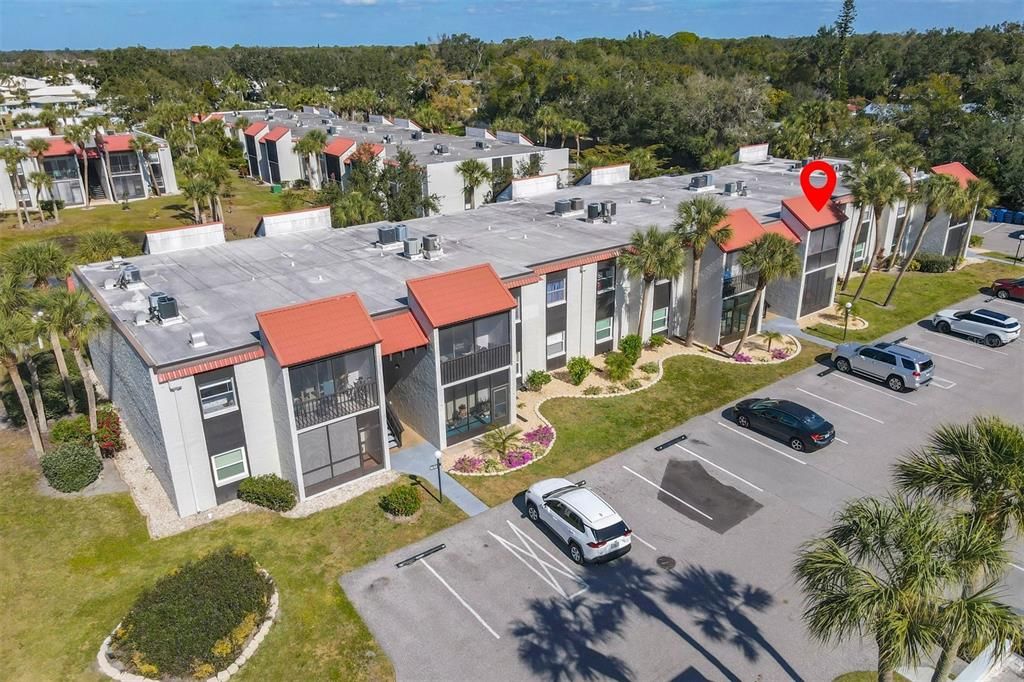 Activo con contrato: $175,000 (2 camas, 2 baños, 964 Pies cuadrados)