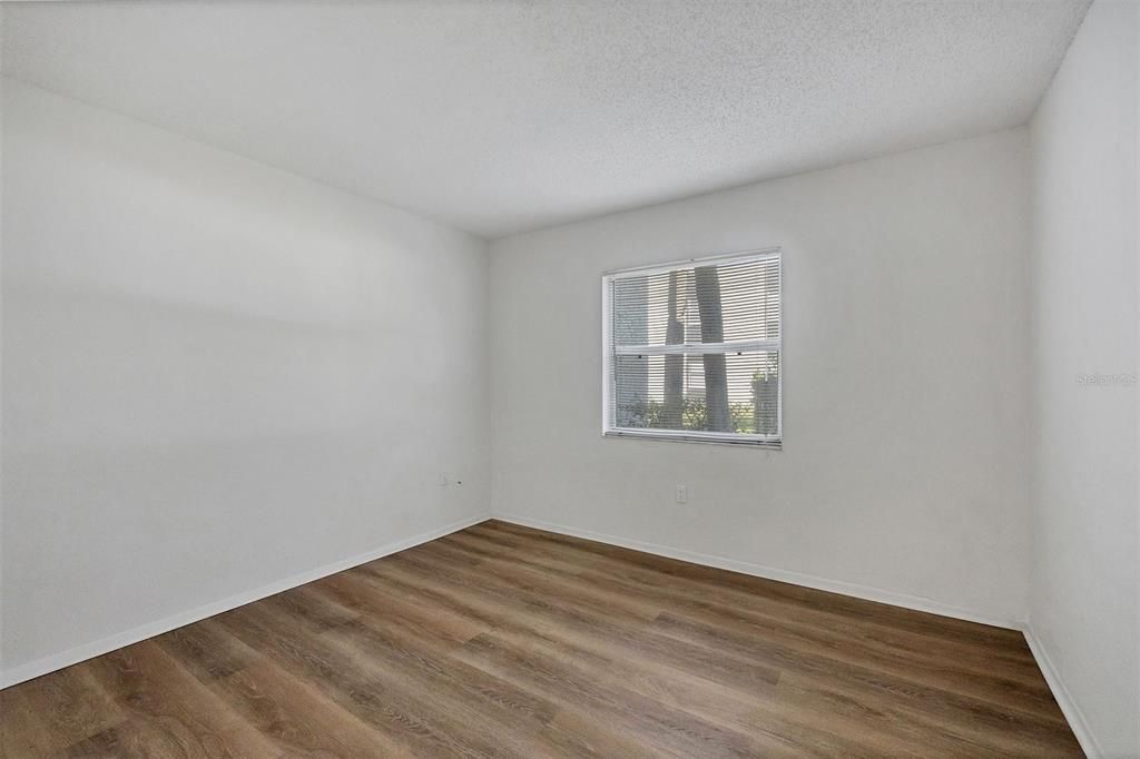Activo con contrato: $175,000 (2 camas, 2 baños, 964 Pies cuadrados)
