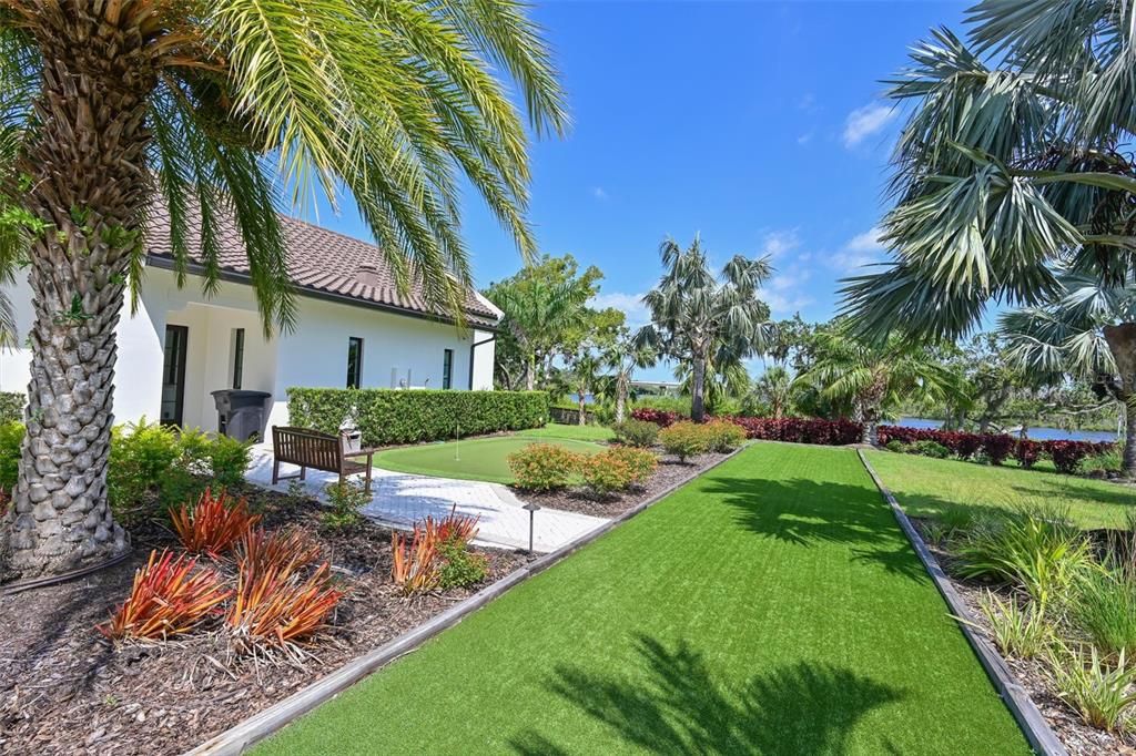 Activo con contrato: $2,850,000 (3 camas, 3 baños, 3669 Pies cuadrados)
