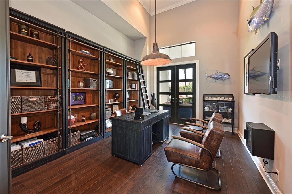 Activo con contrato: $2,850,000 (3 camas, 3 baños, 3669 Pies cuadrados)