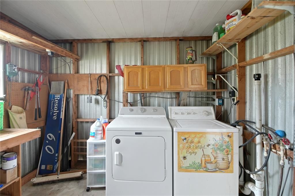 На продажу: $139,997 (2 спален, 2 ванн, 1040 Квадратных фут)