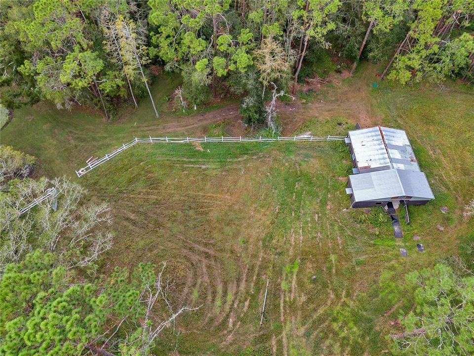 На продажу: $1,950,000 (10.09 acres)