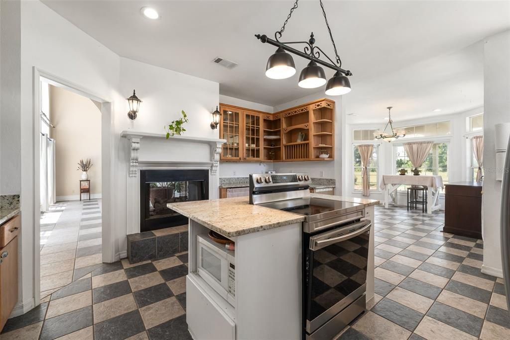 For Sale: $967,000 (5 beds, 3 baths, 3270 Square Feet)