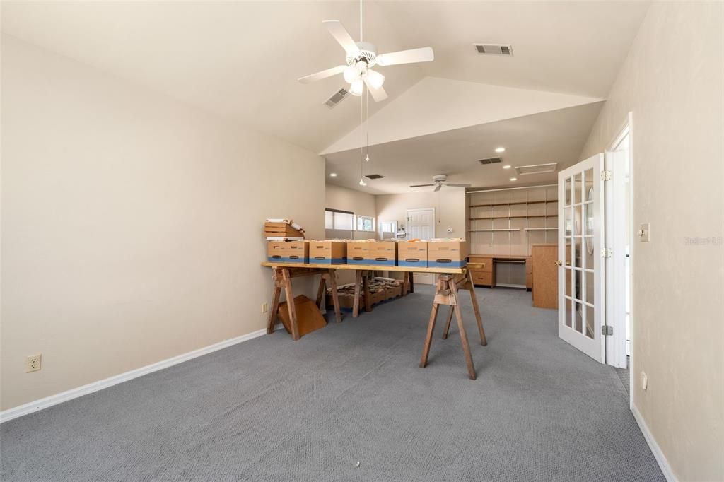 For Sale: $967,000 (5 beds, 3 baths, 3270 Square Feet)