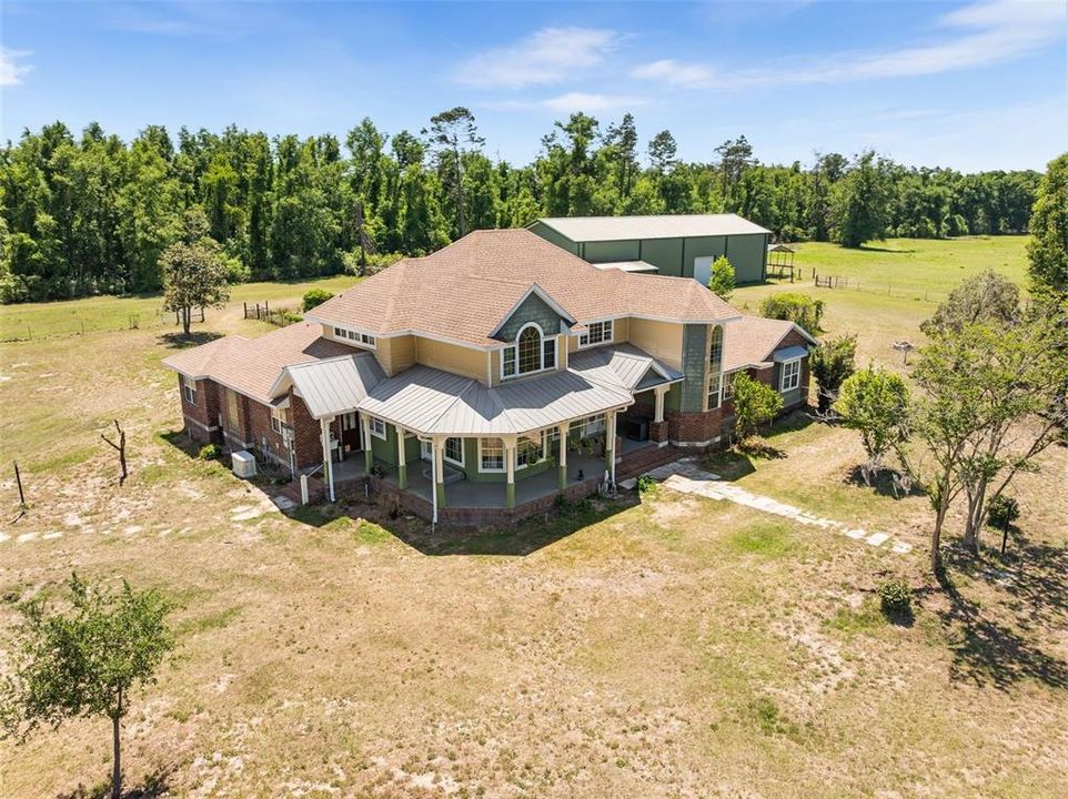 For Sale: $967,000 (5 beds, 3 baths, 3270 Square Feet)