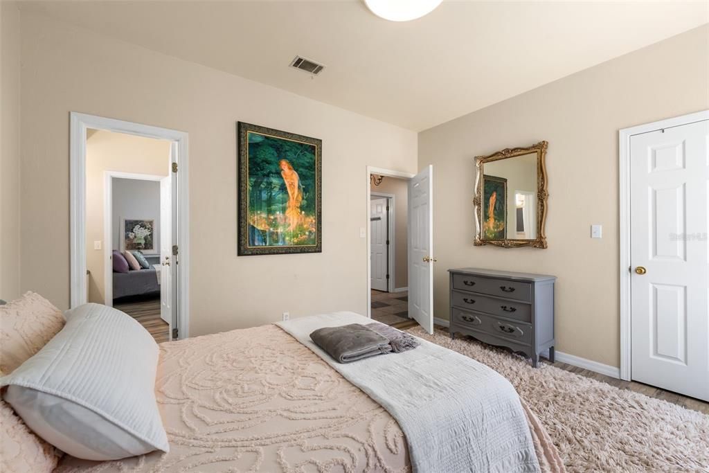 For Sale: $967,000 (5 beds, 3 baths, 3270 Square Feet)