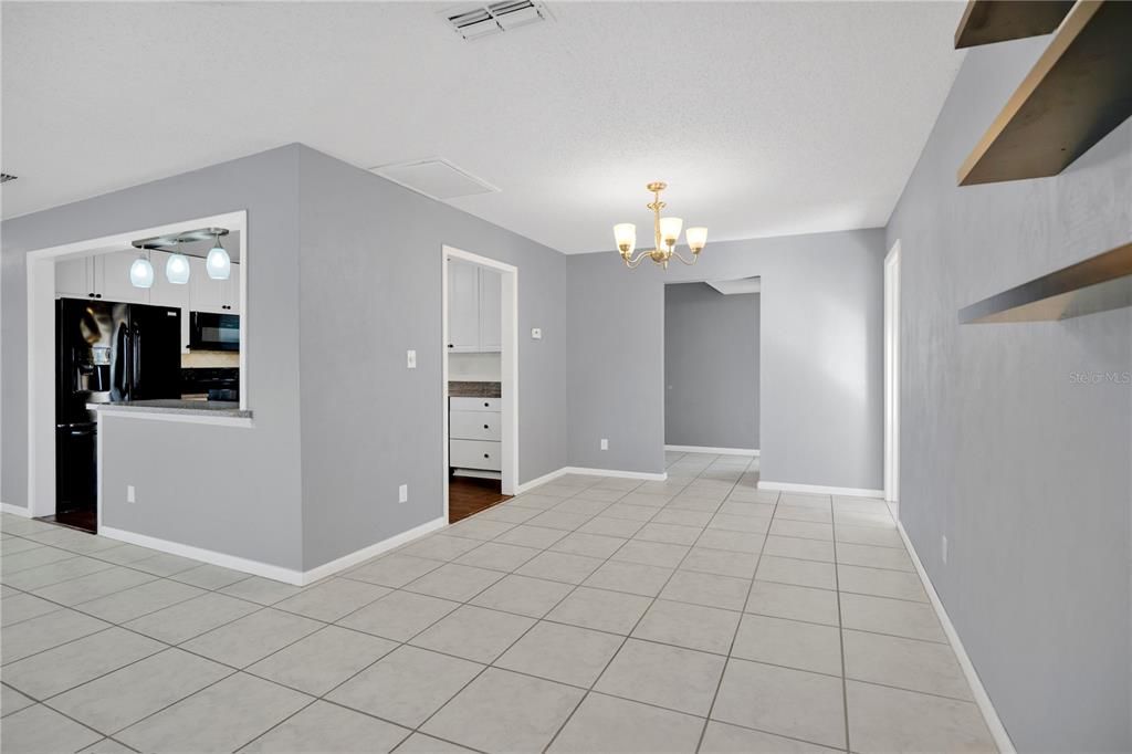Active With Contract: $329,000 (3 beds, 2 baths, 1506 Square Feet)