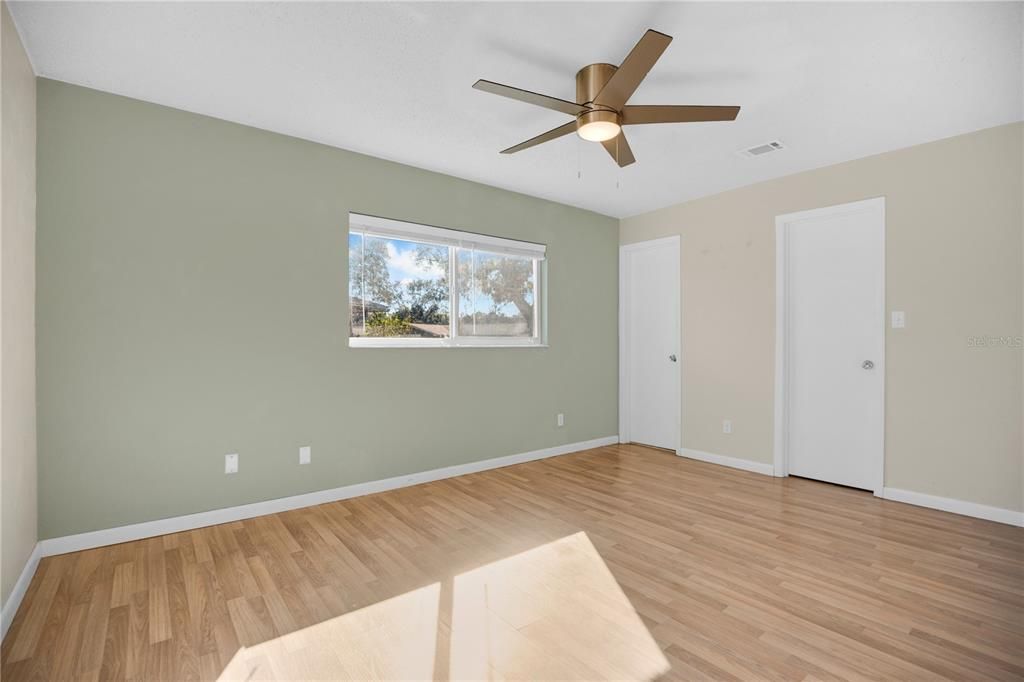 Active With Contract: $329,000 (3 beds, 2 baths, 1506 Square Feet)
