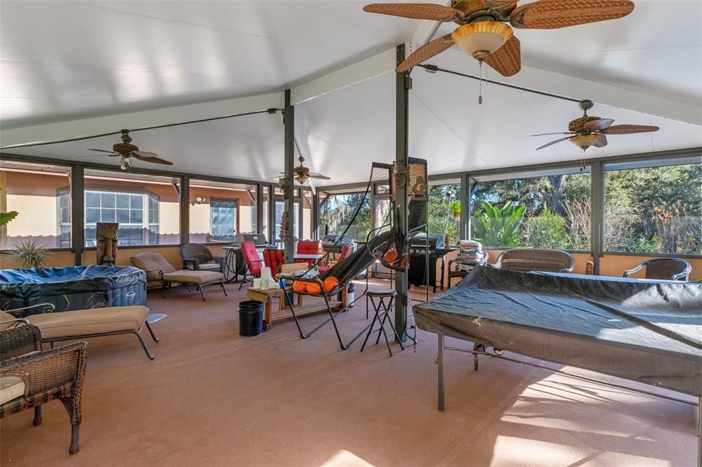 En Venta: $1,900,000 (7 camas, 4 baños, 4718 Pies cuadrados)