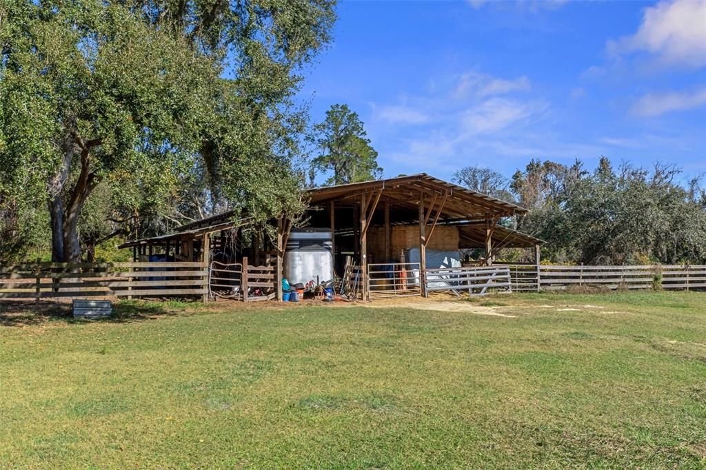En Venta: $1,900,000 (7 camas, 4 baños, 4718 Pies cuadrados)