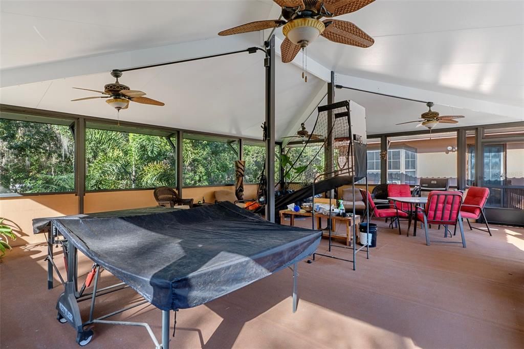 En Venta: $1,900,000 (7 camas, 4 baños, 4718 Pies cuadrados)