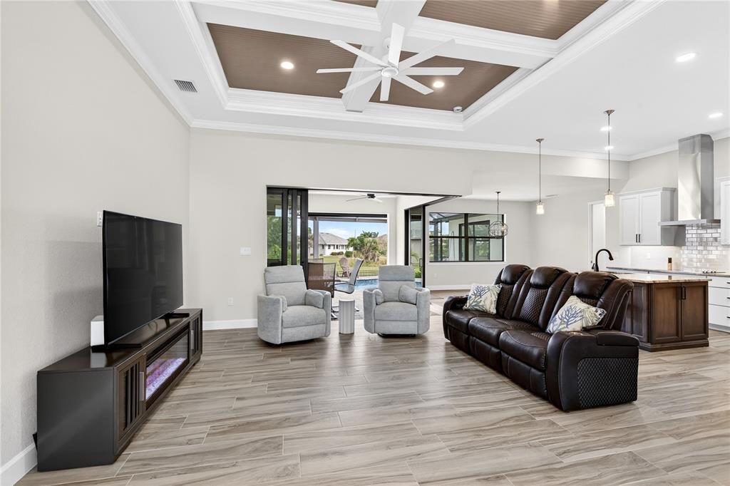 For Sale: $1,000,000 (3 beds, 2 baths, 2319 Square Feet)