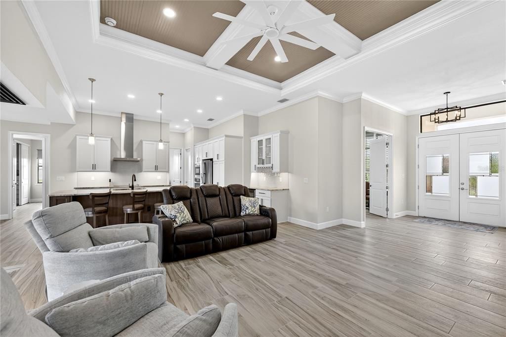 For Sale: $1,000,000 (3 beds, 2 baths, 2319 Square Feet)