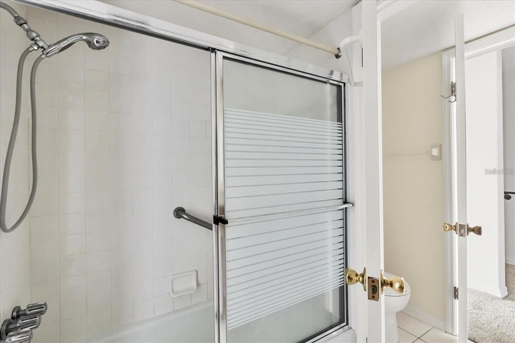 For Rent: $1,600 (2 beds, 2 baths, 1386 Square Feet)