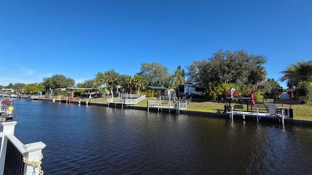 En Venta: $265,900 (0.07 acres)