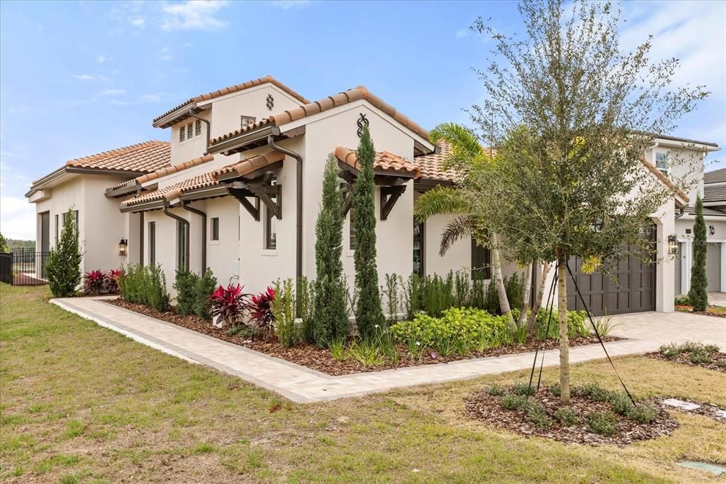 For Sale: $2,159,000 (4 beds, 4 baths, 3207 Square Feet)