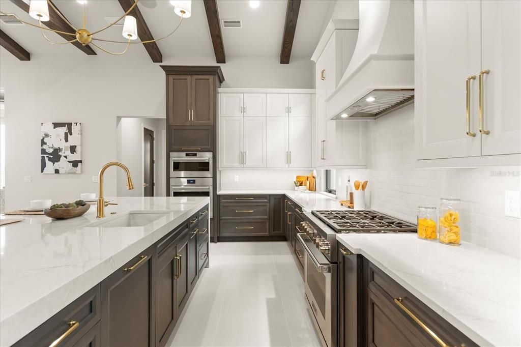 For Sale: $2,159,000 (4 beds, 4 baths, 3207 Square Feet)