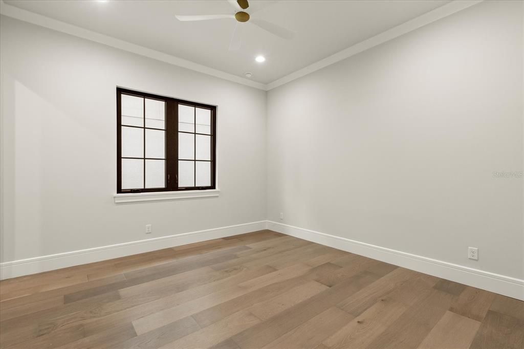 For Sale: $2,159,000 (4 beds, 4 baths, 3207 Square Feet)