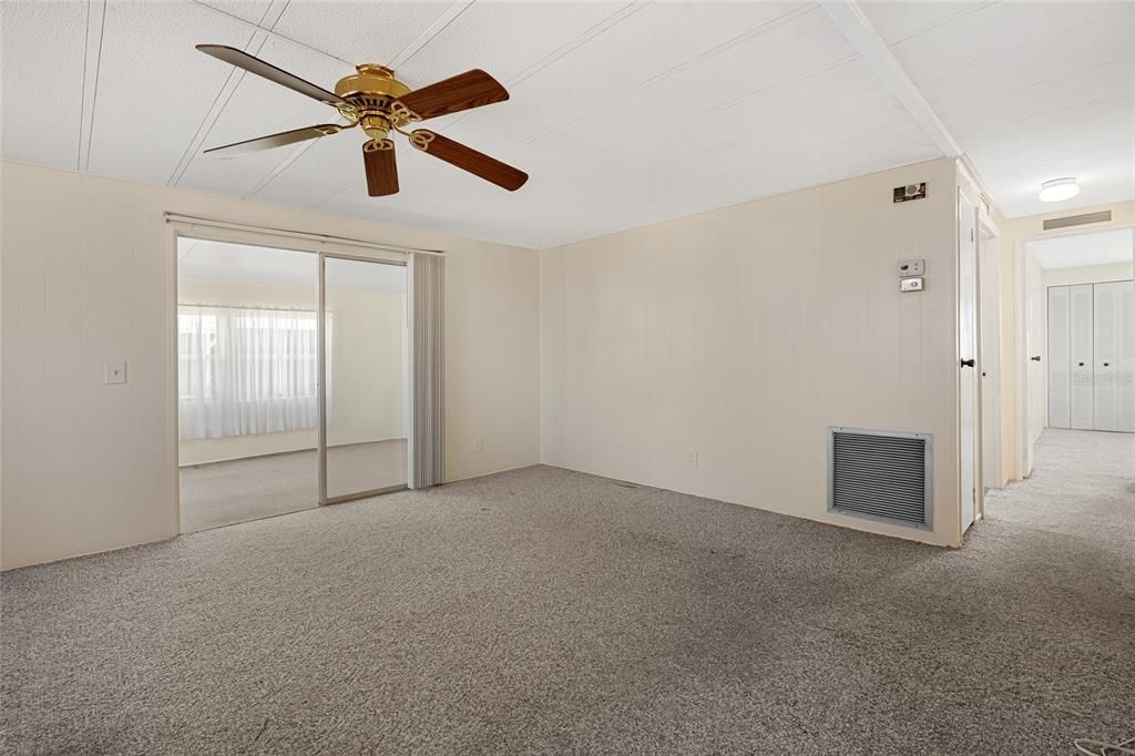 En Venta: $79,900 (2 camas, 2 baños, 1110 Pies cuadrados)
