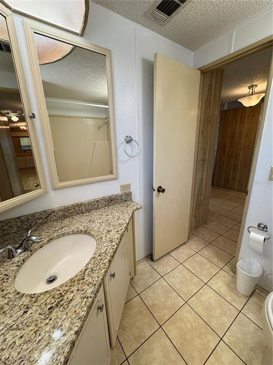 For Sale: $165,000 (2 beds, 2 baths, 1144 Square Feet)