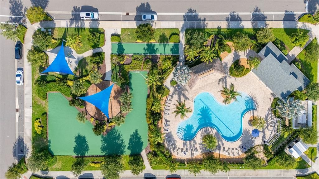Под контрактом: $215,000 (2 спален, 2 ванн, 1394 Квадратных фут)