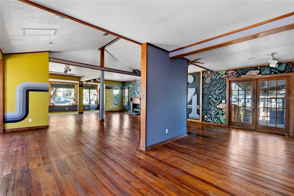 En Venta: $899,000 (0 camas, 0 baños, 2444 Pies cuadrados)