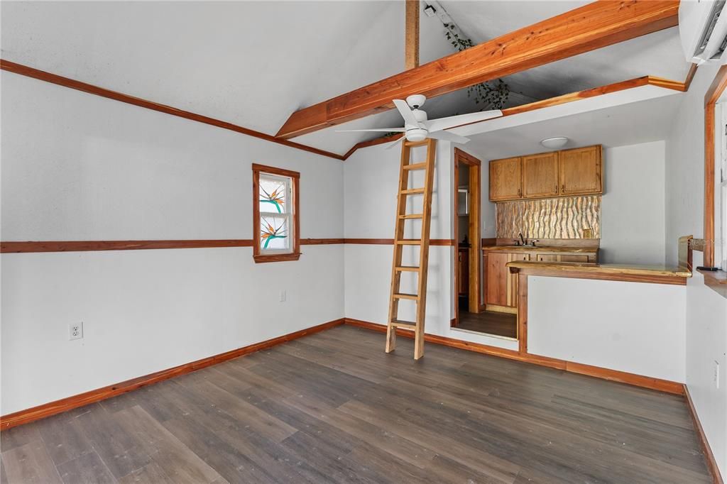 En Venta: $899,000 (0 camas, 0 baños, 2444 Pies cuadrados)