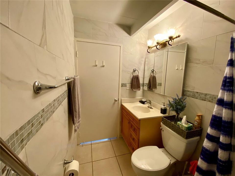 На продажу: $95,000 (1 спален, 1 ванн, 648 Квадратных фут)