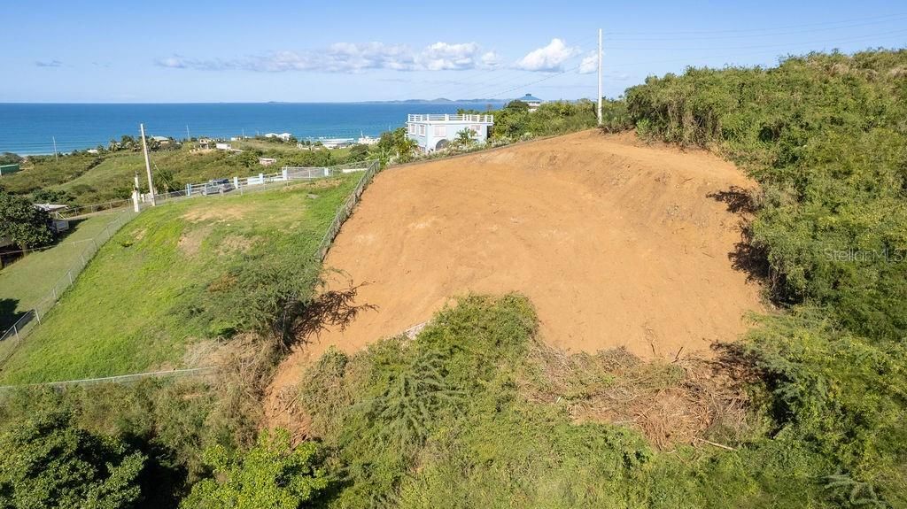 На продажу: $125,000 (0.43 acres)