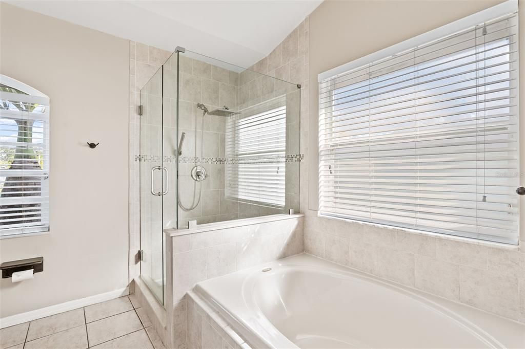 Active With Contract: $334,999 (4 beds, 2 baths, 1712 Square Feet)