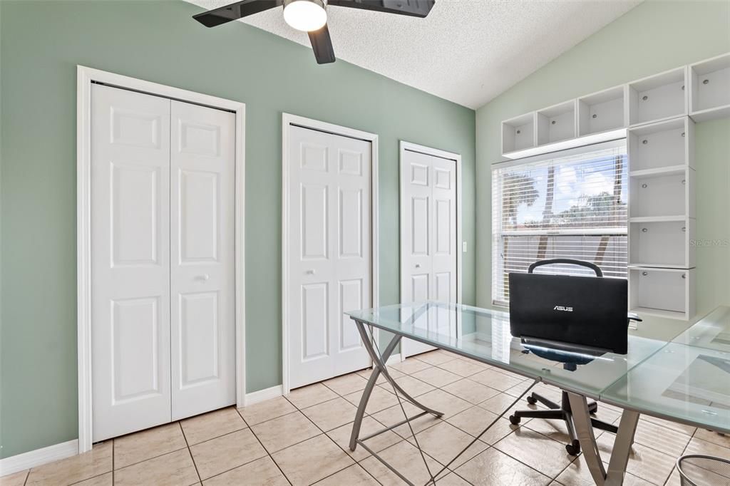 Active With Contract: $334,999 (4 beds, 2 baths, 1712 Square Feet)
