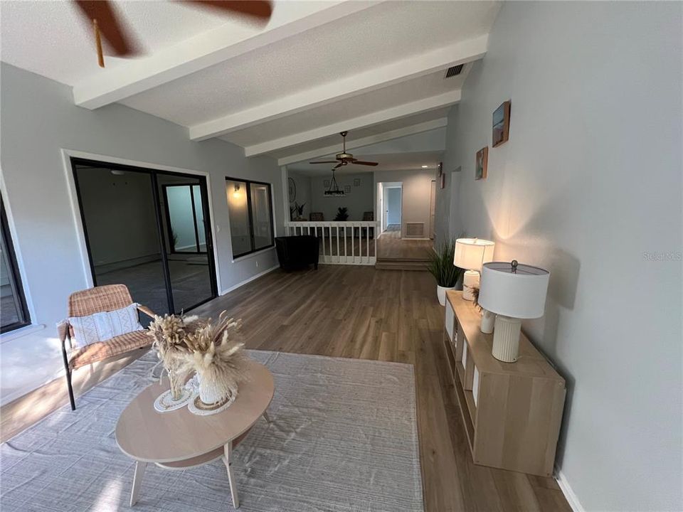 Active With Contract: $282,000 (3 beds, 2 baths, 1679 Square Feet)