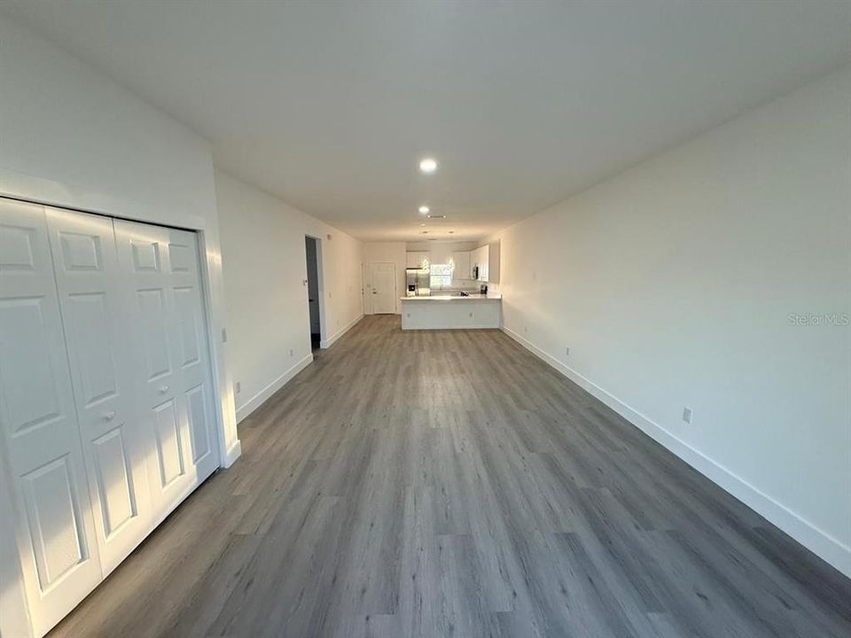 En Renta: $1,800 (3 camas, 2 baños, 1402 Pies cuadrados)